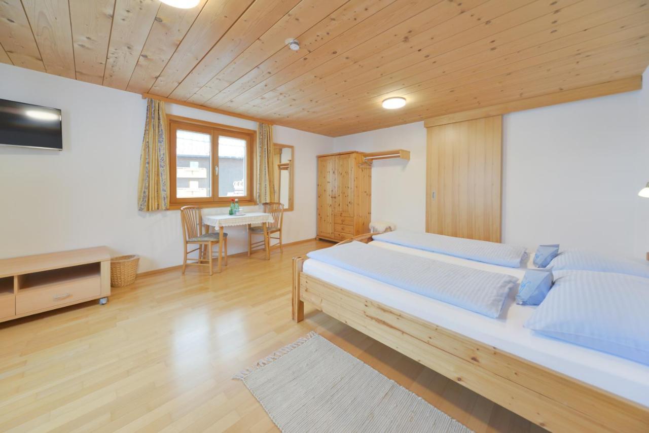 Pension Haus Romy Schoppernau Buitenkant foto