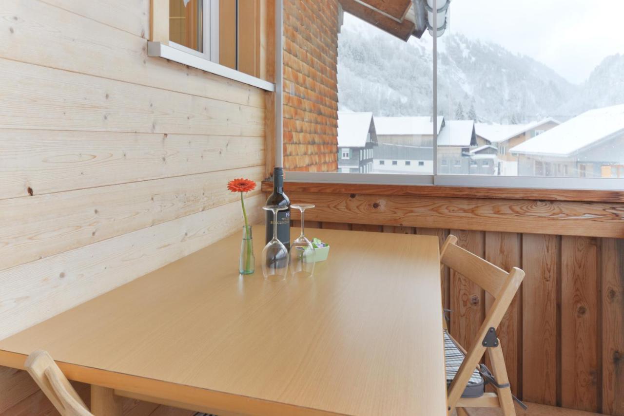 Pension Haus Romy Schoppernau Buitenkant foto