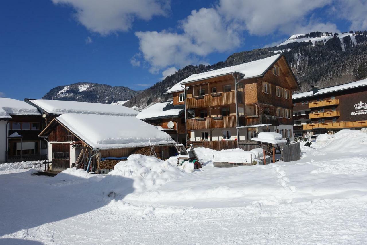 Pension Haus Romy Schoppernau Buitenkant foto