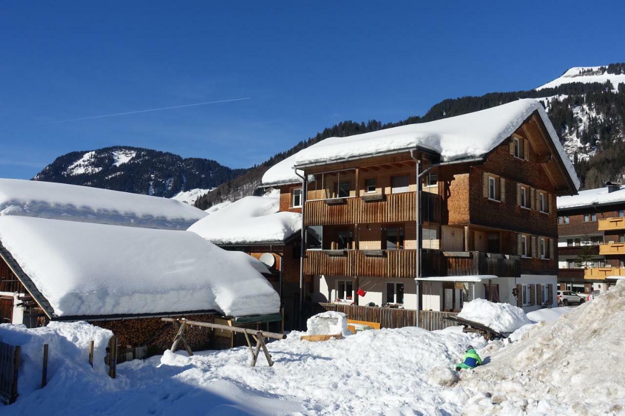 Pension Haus Romy Schoppernau Buitenkant foto
